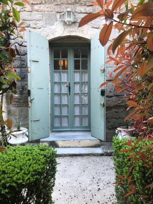 Ulysse, Appartement Spacieux Au Centre Historique D'Uzes En Rez-De-Chaussee Avec Exterieur, Proche Parking Des Marroniers Ngoại thất bức ảnh